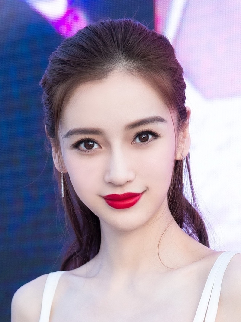 迪丽热巴